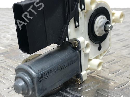 Left rear window motor VW TOURAN (1T3) 1.2 TSI | BP32023811E23