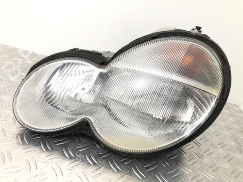 Left headlight MERCEDES-BENZ C-CLASS (W203) C 180 Kompressor (203.046) | BP29032674C28 