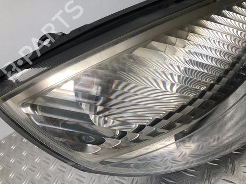 Right headlight RENAULT SCÉNIC II (JM0/1_) 1.6 | BP29035844C29 