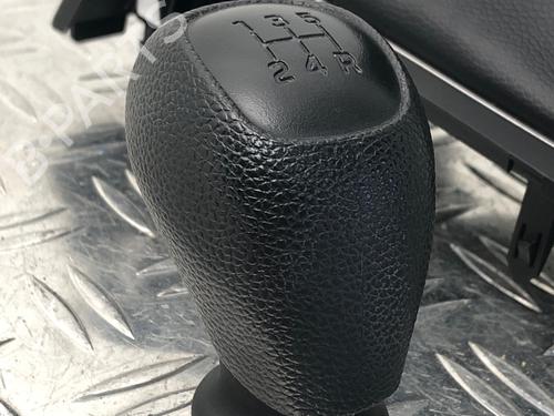 Gear lever HYUNDAI i20 II (GB, IB) 1.2 | BP29035682M90 