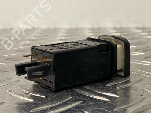 Switch SAAB 9-5 Estate (YS3E) 2.3 Turbo | BP29037393I30 