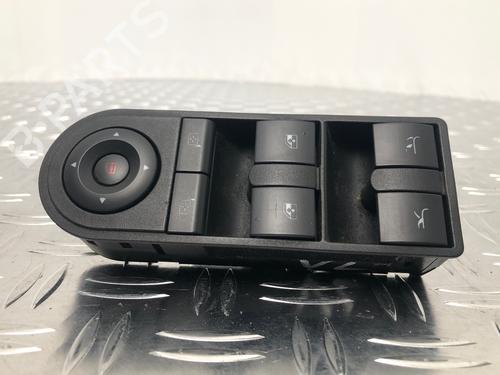 Used Left front window switch OPEL TIGRA TwinTop (X04) 1.8 (R97) (125 hp) 29590400