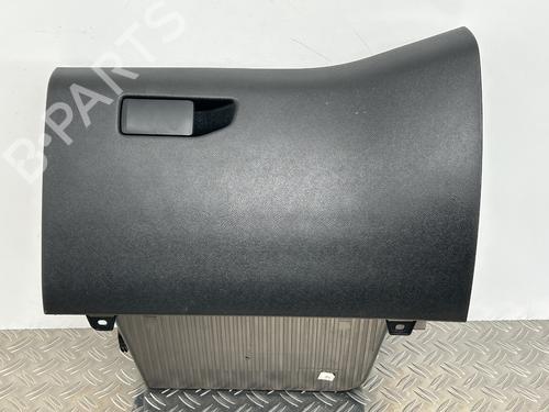 Used Glove box Glove box 36846041 36846041