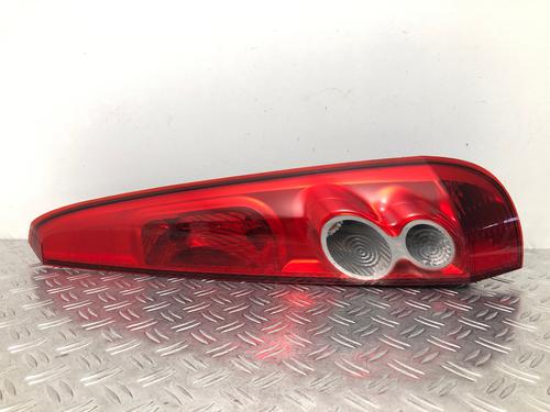 Used Right taillight FORD FIESTA V (JH_, JD_) 1.6 16V (100 hp) 29033636