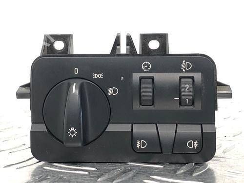 Used Headlight switch BMW 3 Touring (E46) 325 i (192 hp) 29031121