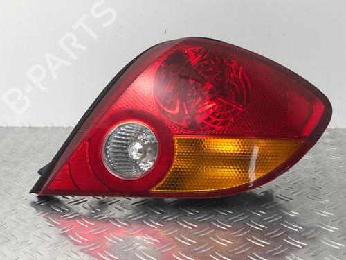 Used Right taillight HYUNDAI COUPE II (GK) 2.0 GLS (143 hp) 29035653