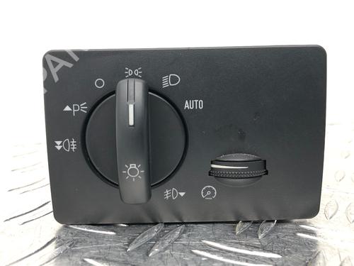 Used Headlight switch FORD FOCUS II (DA_, HCP, DP) 2.0 (145 hp) 29424131