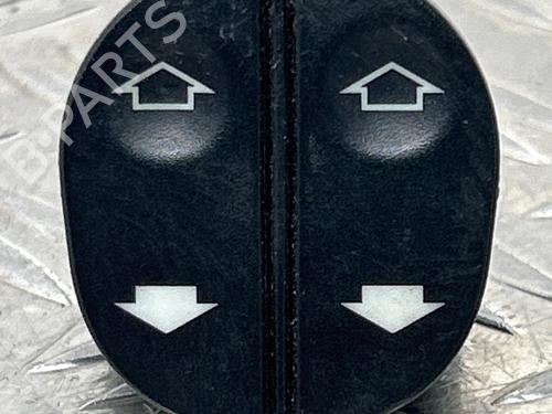 Used Left front window switch Left front window switch FORD FIESTA V (JH_, JD_) 1.4 16V (80 hp) 39956979 39956979