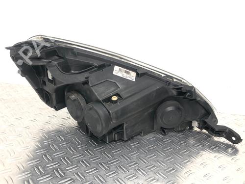 Left headlight PEUGEOT EXPERT Van (VF3A_, VF3U_, VF3X_) 2.0 HDi 130 | BP29035739C28 