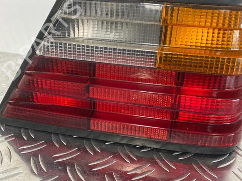Right taillight MERCEDES-BENZ E-CLASS (W124) E 200 D (124.120) | BP29035319C35 