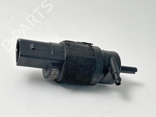 Used Washer pump Washer pump AUDI A5 (8T3) 2.0 TFSI (180 hp) 35957244 35957244
