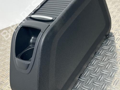 Middle console PEUGEOT PARTNER Box Body/MPV 1.6 HDi | BP37797234I22 - Image 2