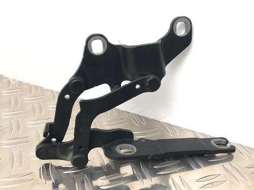 Charnière/Limiteur de porte BMW 3 (E90) 318 i (143 hp) 32065386