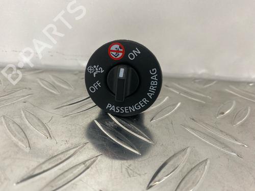 Used Switch RENAULT CLIO IV Grandtour (KH_) 0.9 TCe 75 (KHNP) (76 hp) 29032288