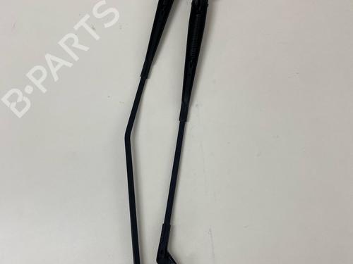 Used Front windshield wiper arm VW TOURAN (1T3) 1.2 TSI (105 hp) 29035789