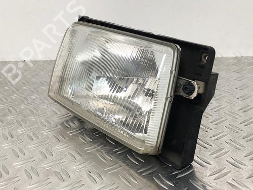 Right headlight VW POLO II (86C, 80) 1.1 | BP29036375C29 