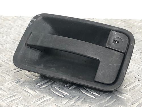 Używane Klamka zewnętrzna drzwi przednich prawych FIAT SCUDO Van (220_) 1.9 D (69 hp) 29034802