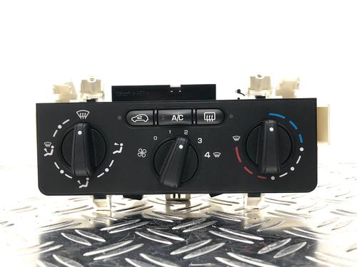 AC-Styringsenhed/Manøvreenhed PEUGEOT 1007 (KM_) 1.4 (75 hp) 30259596