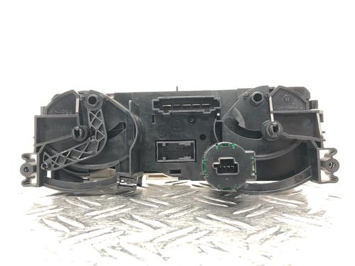 Climate control MITSUBISHI COLT VI (Z3_A, Z2_A) 1.3 (Z21A) | BP29032509I5