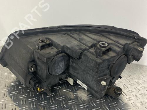 Right headlight VW TOURAN (1T3) 1.2 TSI | BP29031273C29 