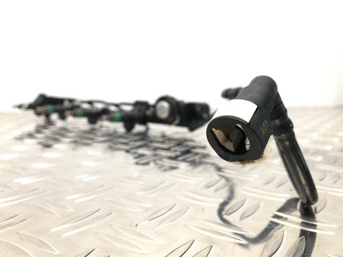 Injection rail FORD FOCUS II (DA_, HCP, DP) 1.4 | BP30640812M98