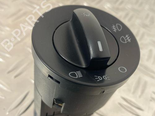 Headlight switch VW POLO IV (9N_, 9A_) 1.2 12V | BP29037871I24 