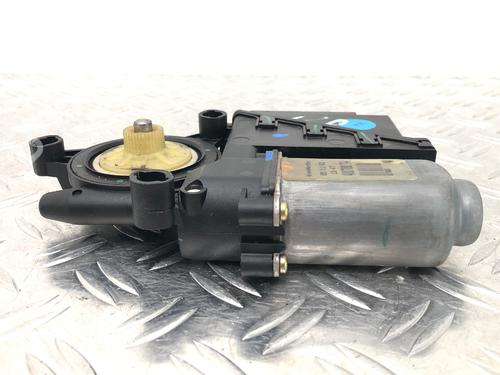 Rudehejsemotor forskærm højre VW POLO IV (9N_, 9A_) 1.2 | BP29037566E20 
