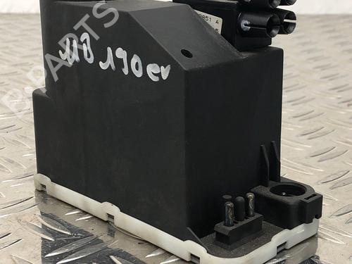 Pompe de verrouillage central MERCEDES-BENZ 124 Saloon (W124) 260 E (124.026) (160 hp) 32321612