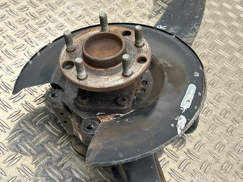 Used Right rear steering knuckle Right rear steering knuckle 37587301 37587301