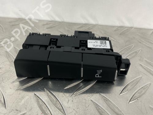 Used Switch VW GOLF VII (5G1, BQ1, BE1, BE2) 1.2 TSI (110 hp) 29037429
