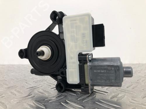 Used Right rear window motor VW TIGUAN (AD1, AX1) 1.4 TSI (150 hp) 29033132