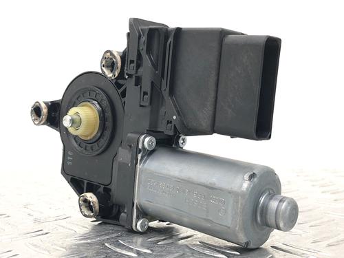 Rudehejsemotor bagstkærm højre VW GOLF PLUS V (5M1, 521) 1.4 FSI | BP29034295E22