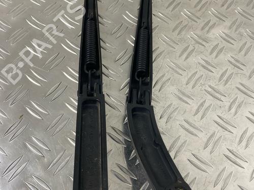 Front windshield wiper arm VW POLO VI (AW1, BZ1, AE1) 1.0 TSI | BP29033542C143 