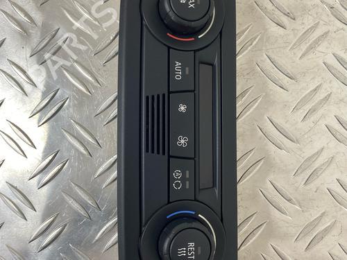 Switch BMW 1 (E87) 118 d | BP29033186I30 