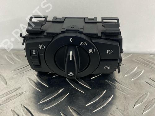 Used Headlight switch BMW 1 (E87) 118 d (122 hp) 29032810