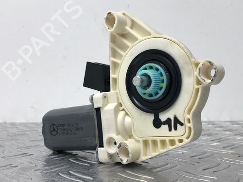 Moteur de lève-vitre avant gauche MERCEDES-BENZ B-CLASS Sports Tourer (W245) B 170 (245.232) (116 hp) 29034648