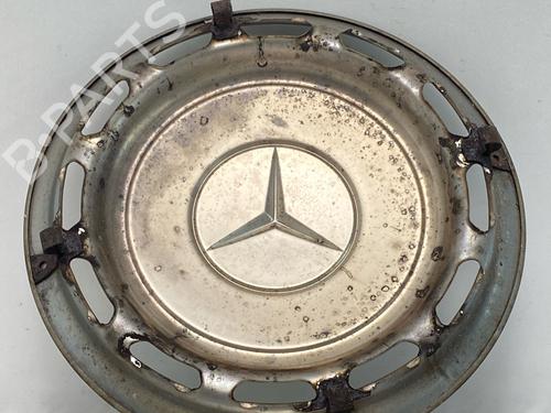 Hub cap MERCEDES-BENZ 123 Saloon (W123) 240 D (123.123) | BP29033523C160 