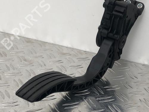 Used Pedal RENAULT TWINGO II (CN0_) 1.2 16V (CN04, CN0B) (75 hp) 29032378