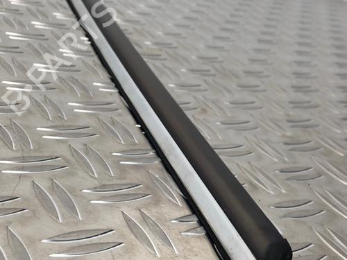 Altro MERCEDES-BENZ S-CLASS Coupe (C215) CL 600 (215.376) (500 hp) 31069298