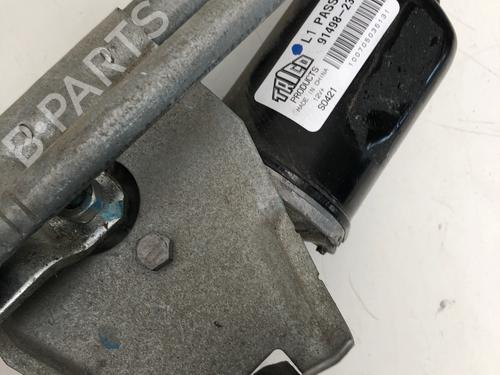 Front wiper motor OPEL MERIVA A MPV (X03) 1.6 (E75) | BP29032693M29