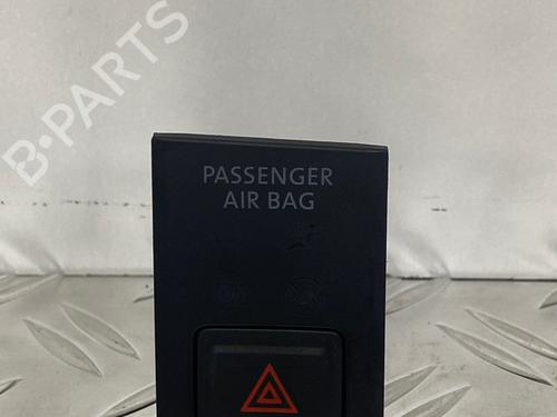 Used Warning switch VW GOLF VII (5G1, BQ1, BE1, BE2) 2.0 TDI (150 hp) 29035118