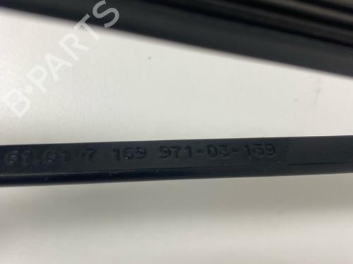Front windshield wiper arm BMW 1 Convertible (E88) 118 i | BP29037186C143 