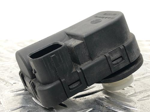 Used Headlight adjuster motor MERCEDES-BENZ E-CLASS T-Model (S210) E 320 T CDI (210.226) (197 hp) 29031534
