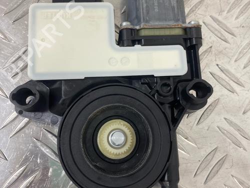 Right front window motor SEAT IBIZA V (KJ1, KJG) 1.0 TSI | BP29033958E20 