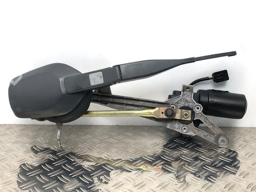 Used Front wiper motor MERCEDES-BENZ 190 (W201) 2.0 (201.022) (90 hp) 32671416