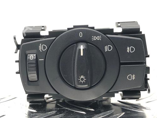 Used Headlight switch BMW 1 (E87) 116 i (121 hp) 30180617