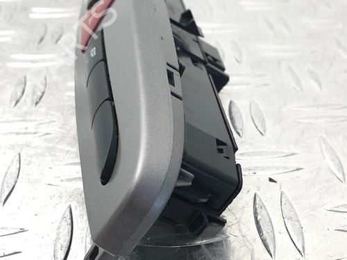 Warning switch PEUGEOT 308 I (4A_, 4C_) 1.6 HDi | BP29036581I22 