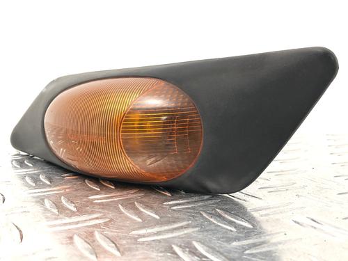 Left front indicator IVECO DAILY III Van 2.8 CNG | BP39917262C32 - Image 2