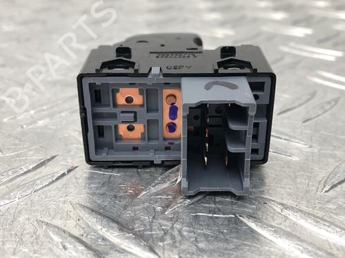 Right front window switch HYUNDAI i20 III (BC3, BI3) 1.0 T-GDI | BP29210355I26 