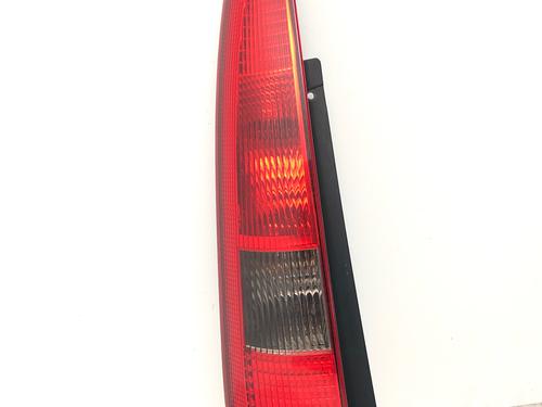 Used Left taillight FORD FIESTA V (JH_, JD_) 1.6 TDCi (90 hp) 29033349